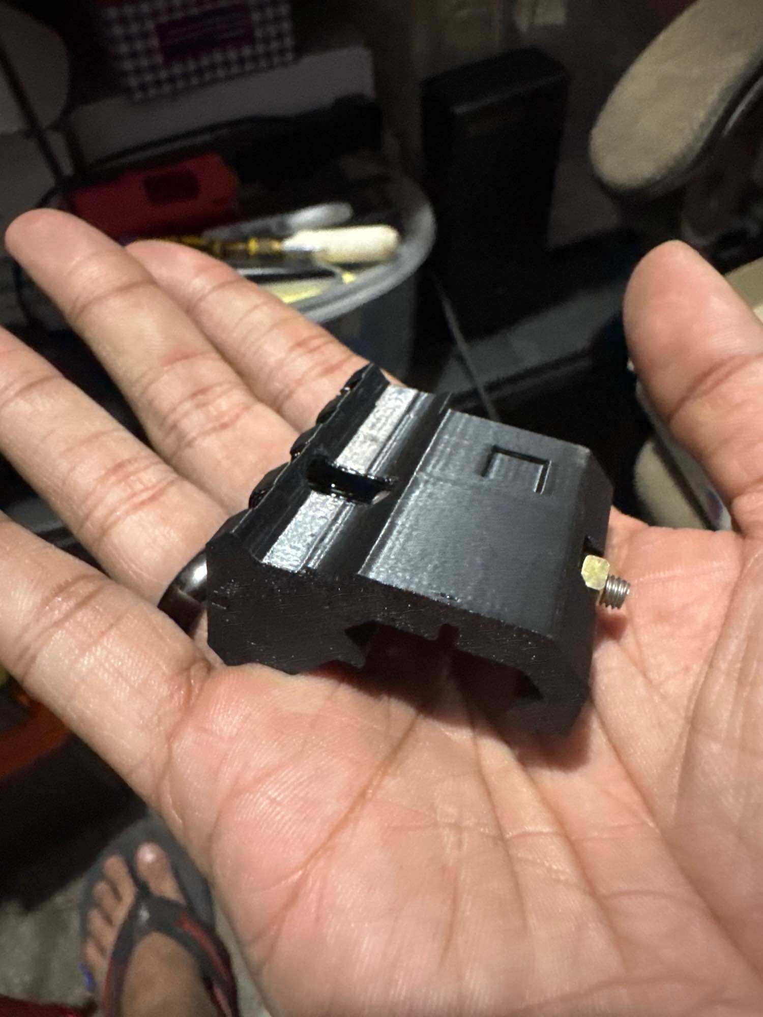 90 degree angled rails mount
