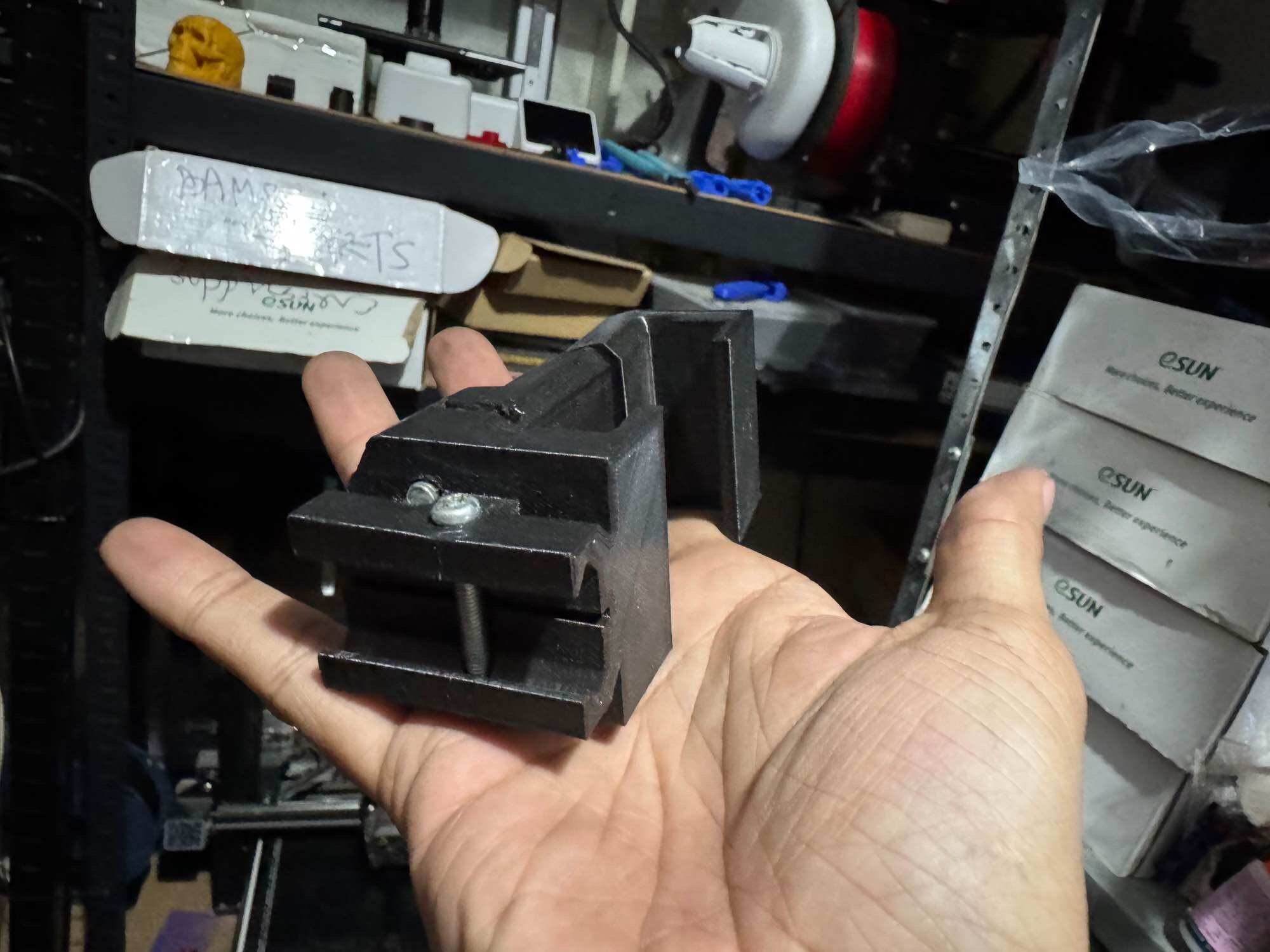 jomarx 3d printed cell phone holder for gel blasters / softair