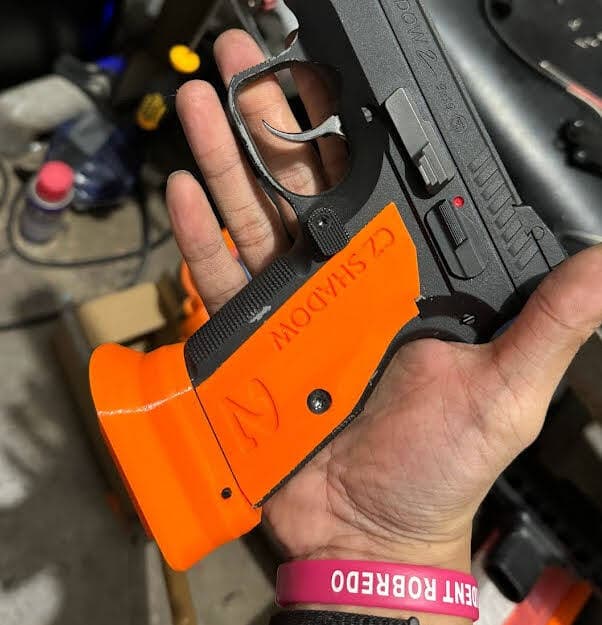 jomarX 3d printed TOY grips / magzwells fo KSC CZ shadow 2