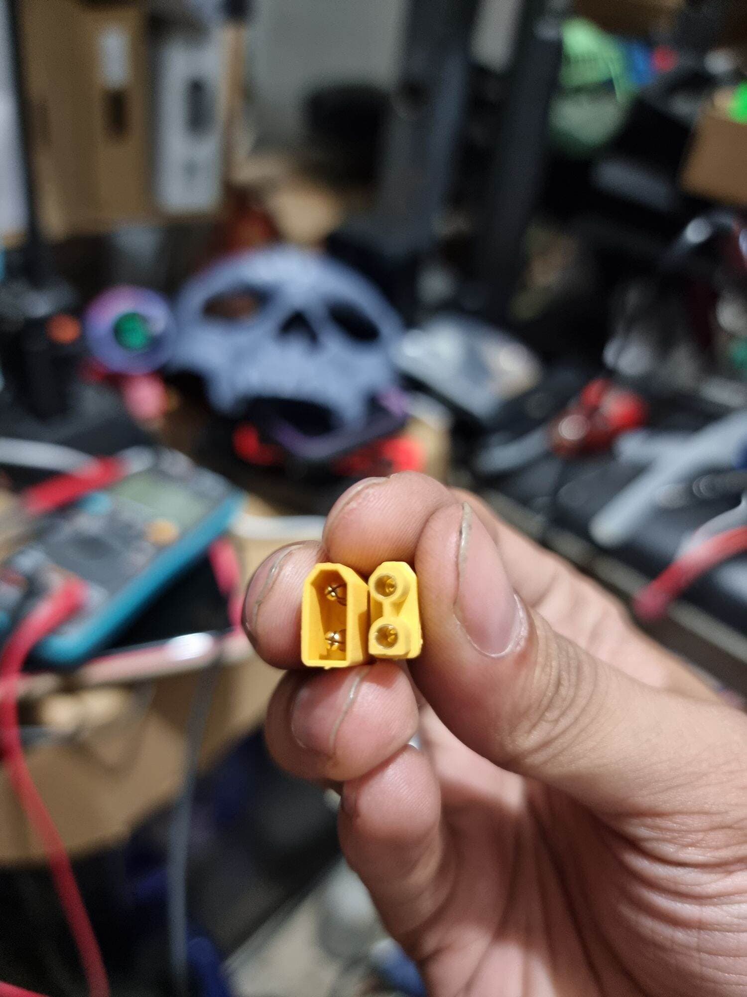 XT30 BATTERY connector